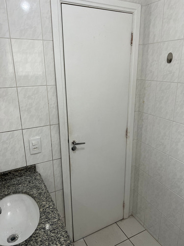 Oportunidade: Loja Em Local Seguro E Com Clientela P/ Serviço (ex: Manicure/estética/escritório)