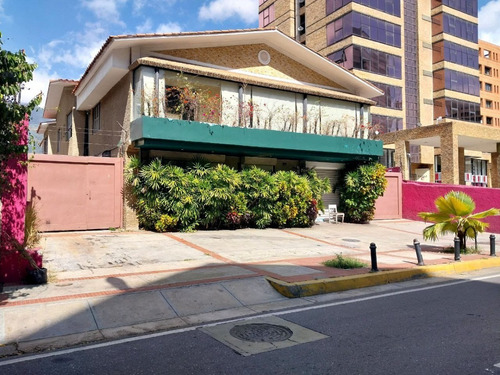 Imagen 2 de 27 de Casa Comercial Alquiler En Las Mercedes
