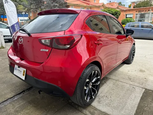 Mazda 2 1.5 TOURING TP