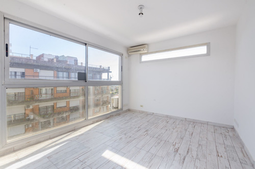 Departamento En Duplex Amb C/cochera Olivos