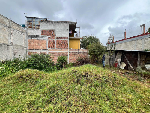 Terreno A 10 Cuadras Del Centro Histórico De San Cristóbal En Barrio Tranquilo Y Seguro