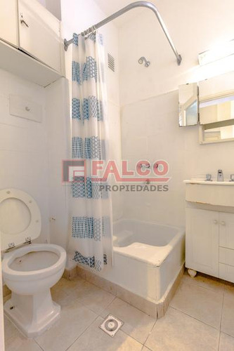 Bacacay 1000 - Monoambiente - Balcon Al Frente