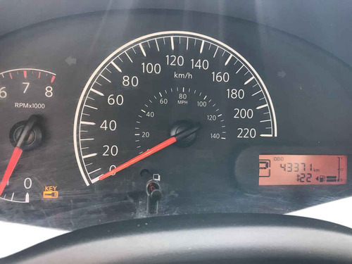 Imagen 14 de 15 de Nissan Versa 2018 4p Sense L4/1.6 Aut