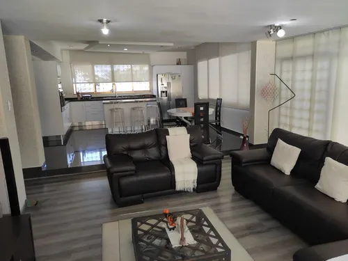 Casa En La Alta Florida