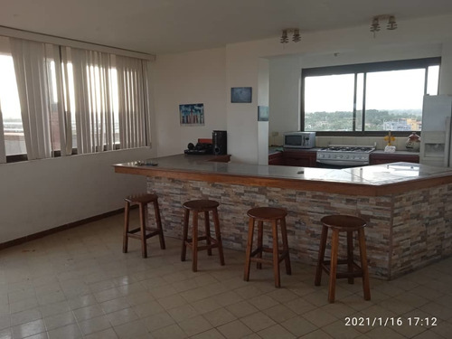 Imagen 2 de 12 de Apartamento En Pinemar I I I