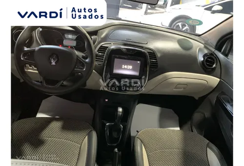 Renault 05 Captur INTENS