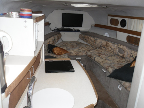 Four Winns 258 ' Crucero 1999 ' Volvo Diesel Gatti Barcos