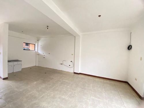 Imagen 10 de 18 de Fernando Guerrero Vende Townhouse En Res Camurí, Urb. Manantial