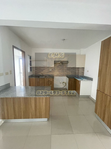 Elegante Residencial En La Hispanoamericana Tipo Resort