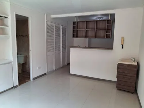 Apartaestudio En Arriendo Los Colores