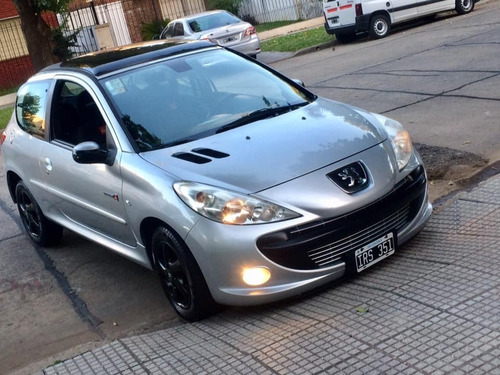 Peugeot 207 Quiksilver 2010
