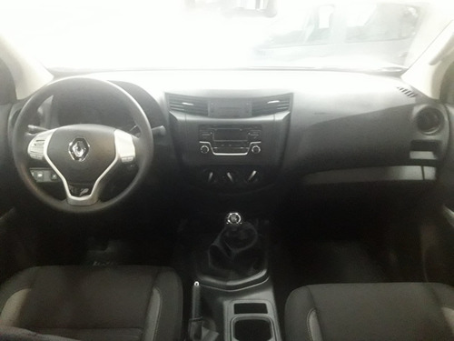 Imagen 9 de 25 de Renault Alaskan Confort 4x2 Ft