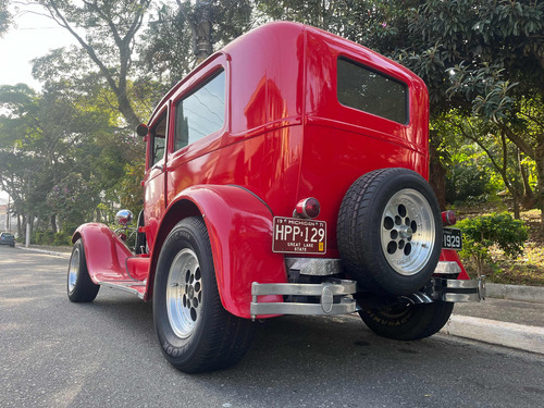 Ford 1929 Hot Rod V8 302 Aut.
