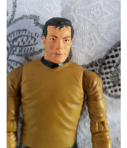 Captain Kirk (battle Ravaged) - Star Trek - Diamond Select
