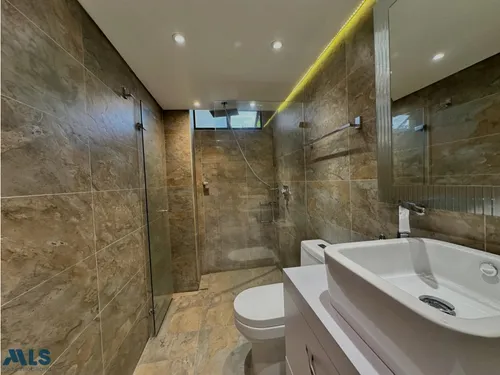 Apartamento En Lalinde Con Generosa Terraza(mls#256169)