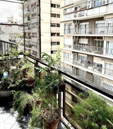 Imagen 10 de 12 de Venta 4 Dormitorios Cochera Y Baulera Paraná Y Arenales Plaza Vicente López