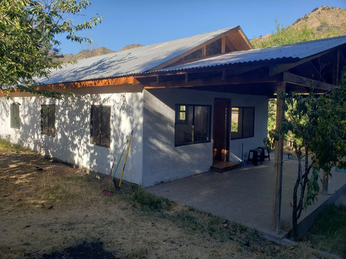 Melocotón - 2 Casas Remodeladas En Terreno De 723 M2