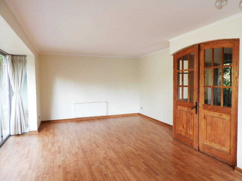 Se Vende-linda Casa Sector San Carlos De Apoquindo