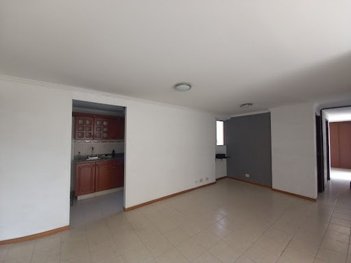 Imagen 6 de 13 de Apartamento En Arriendo Poblado 472-2387