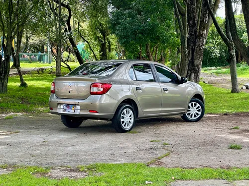 Renault Logan 1.6 Expression / Life + mecánico