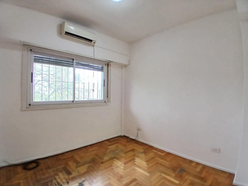 Departamento 3 Ambientes En Venta. Coghlan