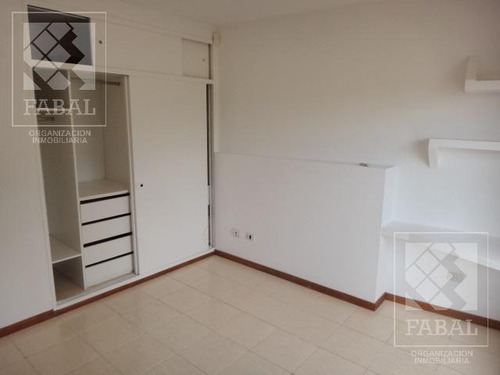 Imagen 17 de 23 de Casa Venta Barrio Gamma, 3 Dormitorios, 2 Baños, Cochera Y Jardín