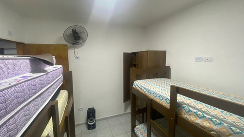 Imagem 9 de 27 de Locação Finais , Casa Com Piscina Ler O Anúncio