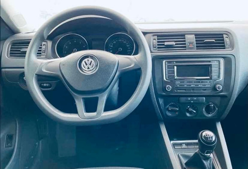 Imagen 10 de 12 de Volkswagen Jetta 2017 2.0 L4 Mt