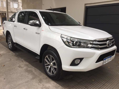Toyota Hilux 2.8 Cd Srx 177cv 4x4 2017