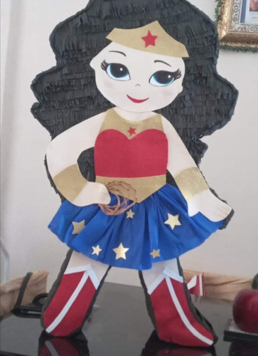 Piñata Mujer Maravilla 