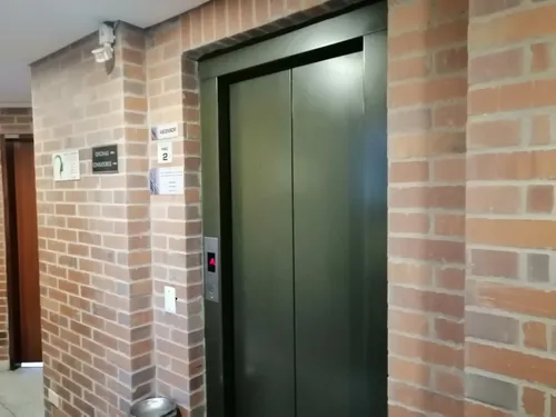 Oficina En Arriendo/venta En La Porciuncula. Cod A1029103