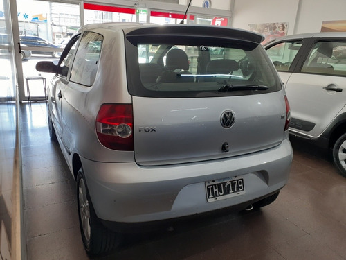 Imagen 3 de 8 de Volkswagen Fox 2009 1.6 Highline 70d