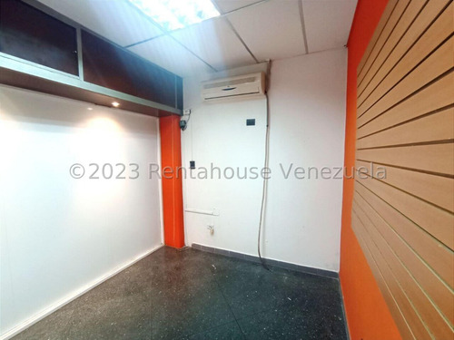 Local Comercial En Venta En Centro Barquisimeto Lara/ .. %%m-c-t%% Cod. 23 Guion 3 2 6 6 3