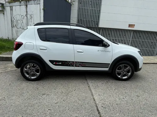 Renault Stepway 1.6 Intense Automática