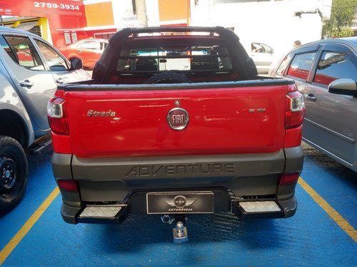 Imagem 5 de 12 de Fiat Strada Cd Adv 1.8 16v 3portas 2015