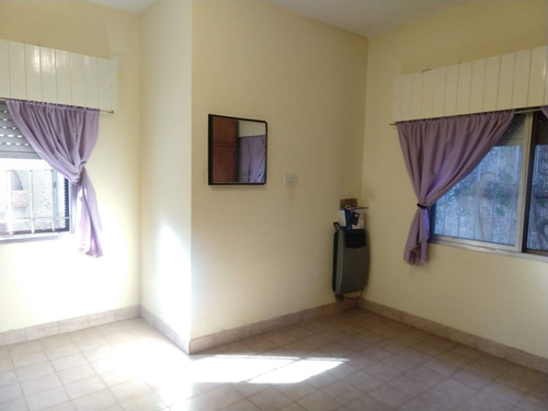 Vende Ph 5 Amb. Patio, Cochera Terraza