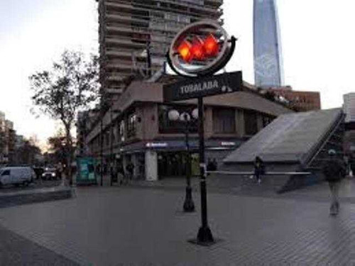 Estacionamiento Metro Tobalaba, 3 Cuadras (95020)