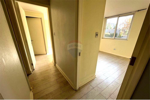 Recién Rebajado!. Depto En Primer Piso, Macul