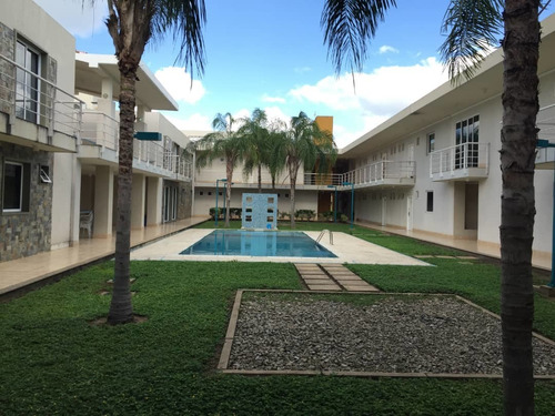 Imagen 1 de 8 de Apartamento De 2 Hab., Urb. San Miguel, Cond. Los Robles