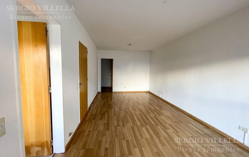 Imagen 4 de 12 de 3 De Febrero 2000 - Departamento De Dos Dormitorios En Venta - Rosario