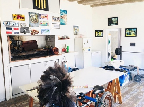 Imagen 4 de 10 de Amplia Propiedad Muy Segura Se Vende Con Muebles