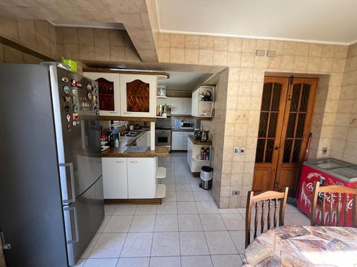 Venta Casa 5d 2b Servicios 2 Pisos Terreno 283/457 Me Ñuñoa