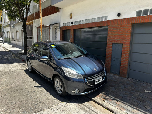Peugeot 208 1.5 Allure Touchscreen