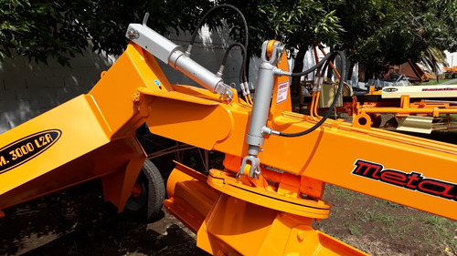 Niveladora De Arrastre Metalbert 2 Ruedas 1700 Kg