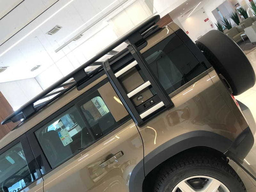 Land Rover Defender 110 2.0 Turbo Se Si4 Aut