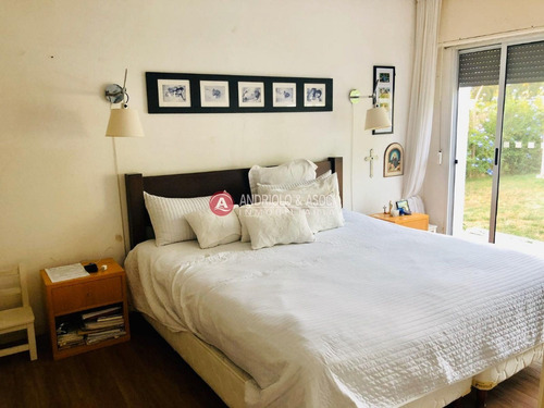 Casa En Barrio Privado+ Zona Colegios- Ref: 6762