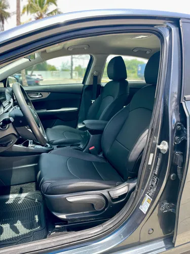 Kia Forte 2021, Lxs El Más Nuevo Clean Car Fax.