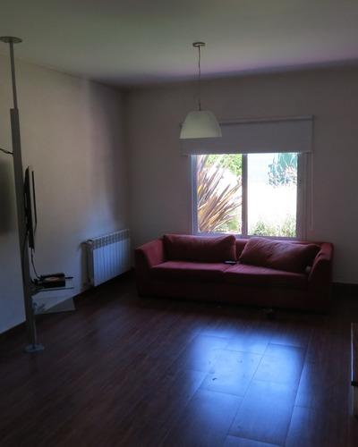 Duplex En Barrio Cerrado El Resuello. Excelente Ubicación,
