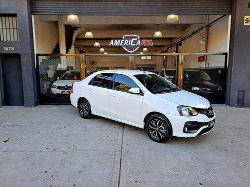 Toyota Etios 1.5 Sedan Xls