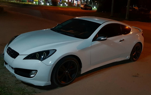 Hyundai Genesis 2.0 T